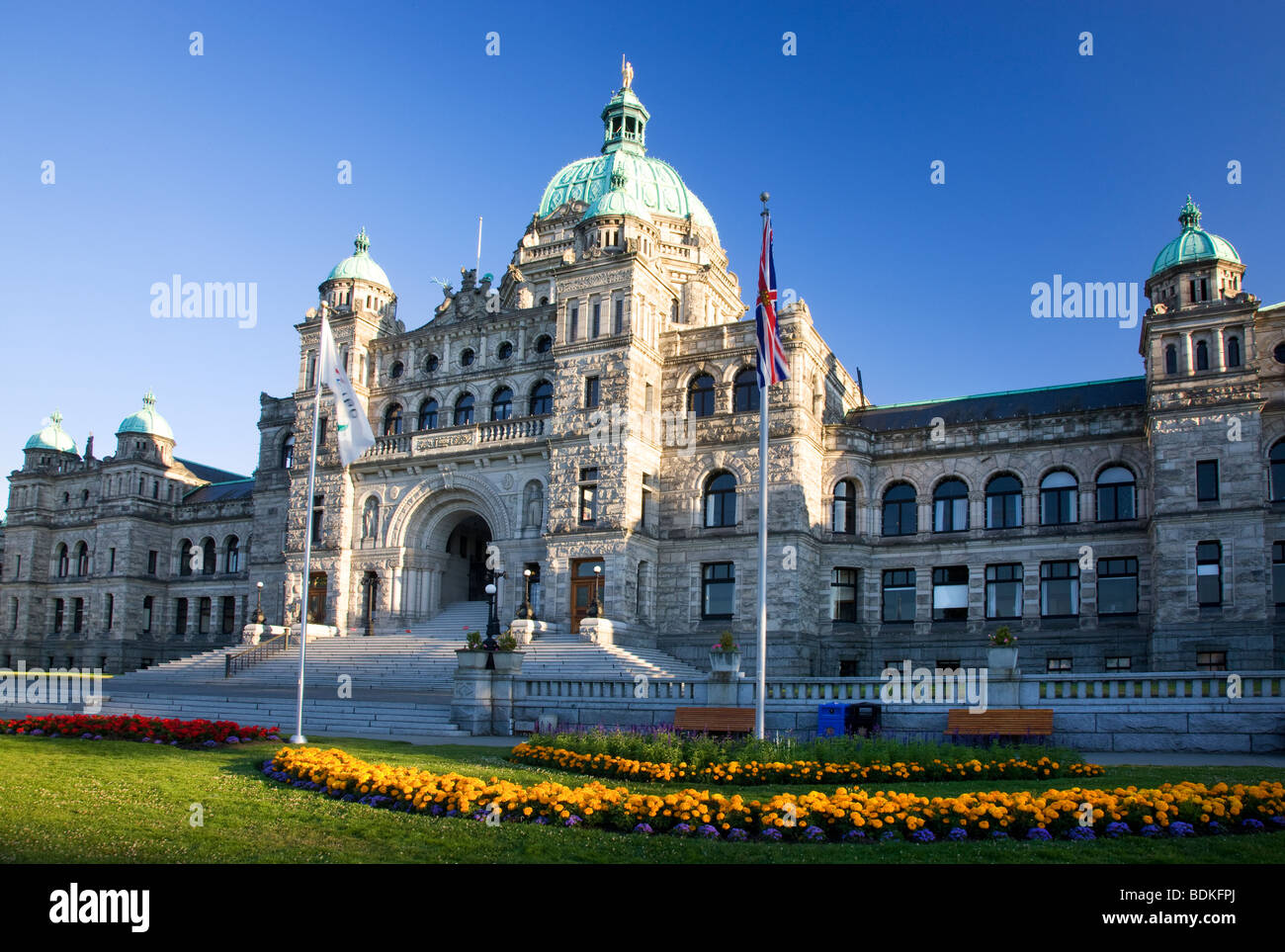 Il legislativo o gli edifici del Parlamento europeo si trova sul porto interno, Victoria, Isola di Vancouver, British Columbia, Canada. Foto Stock