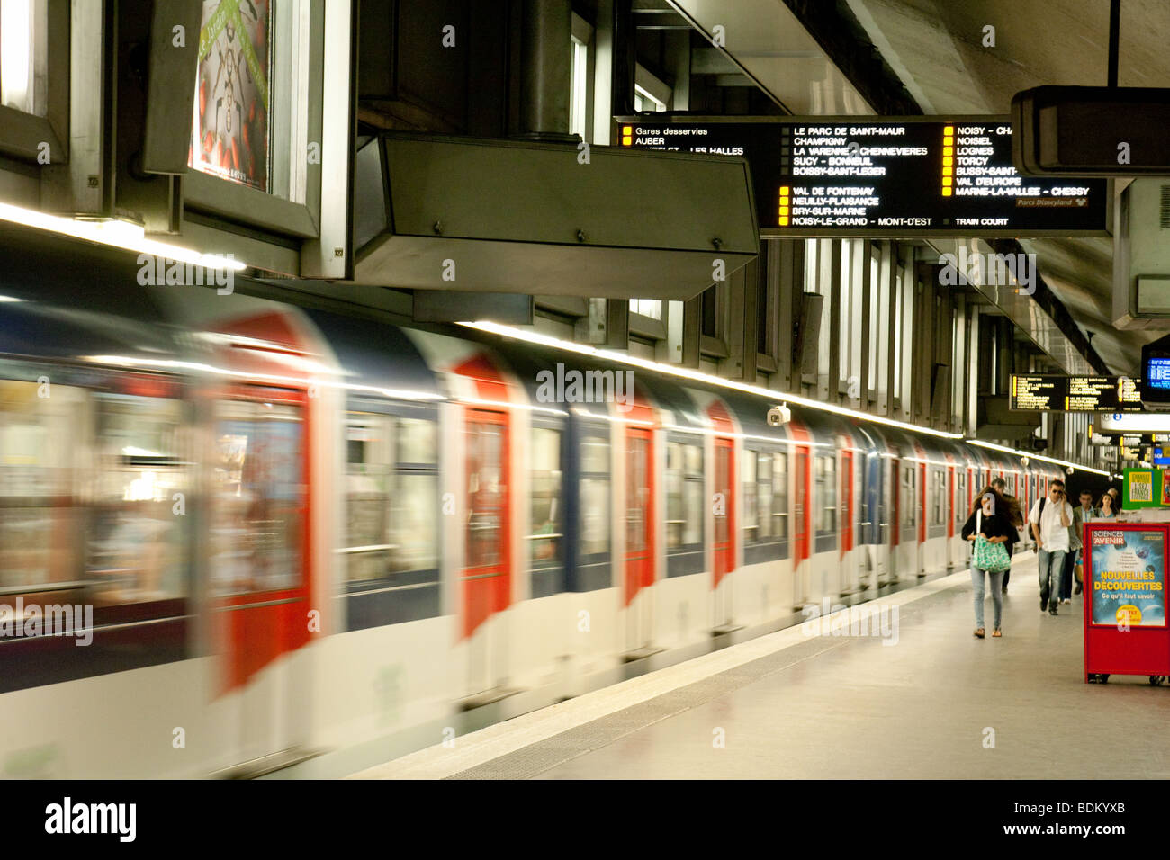 La difesa della stazione della metropolitana, difesa, Parigi Francia Foto Stock
