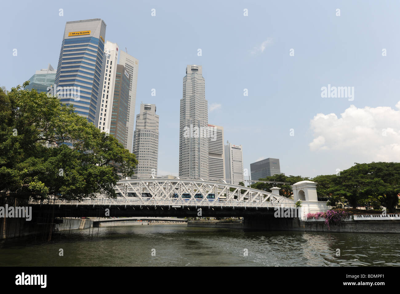 Anderson bridge e dello skyline della città, Singapore Foto Stock
