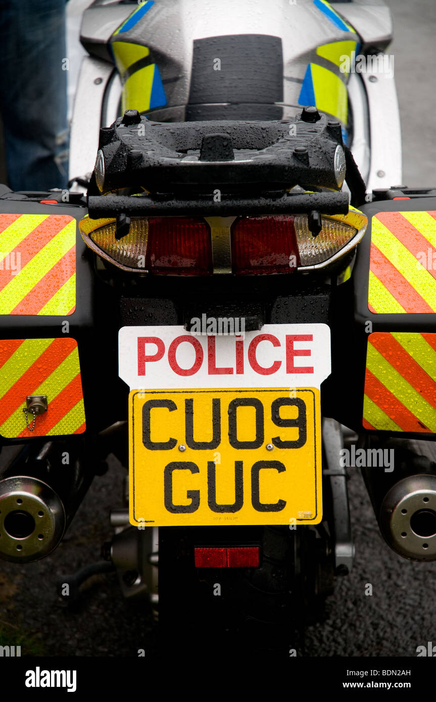 Vista posteriore di una motocicletta di polizia. Foto Stock