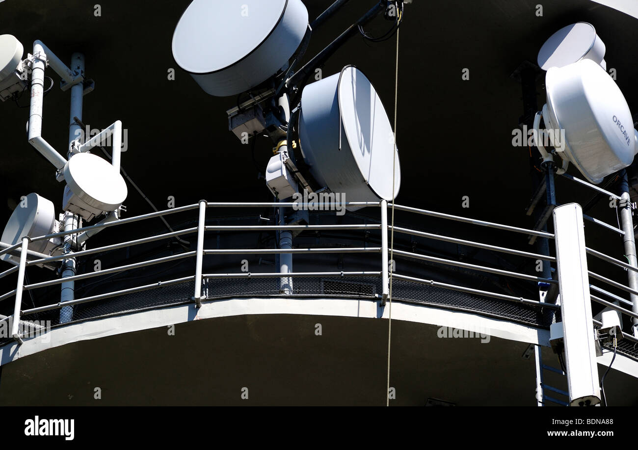 Antenna per microonde Tower Foto Stock