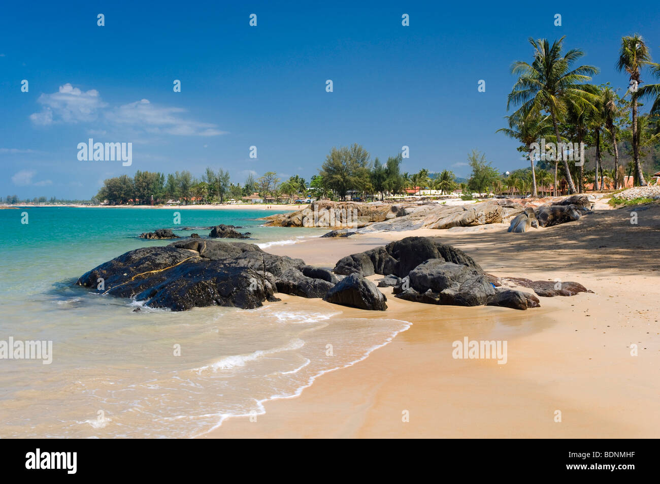 Spiaggia di sabbia, Nang Thong Beach, Khao Lak, sul Mare delle Andamane, Thailandia, Asia Foto Stock