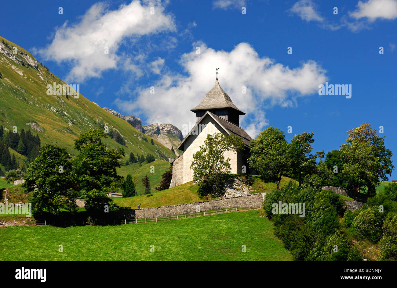 Riformata Chiesa Saint-Donat, Chateau-d'Oex, Pays d'en Haut, Vaud, Svizzera, Europa Foto Stock