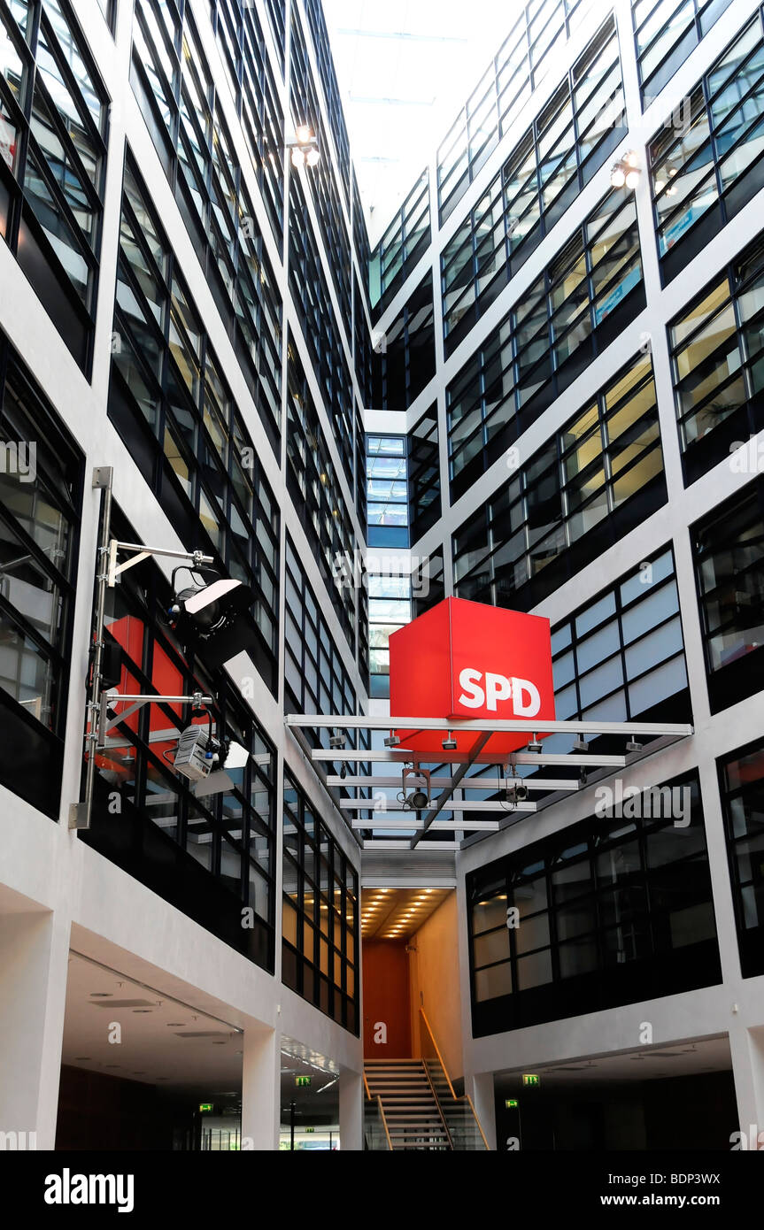 Interna parziale, Willy-Brandt-Haus edificio, sede del DOCUP, capitale Berlino, Germania, Europa Foto Stock