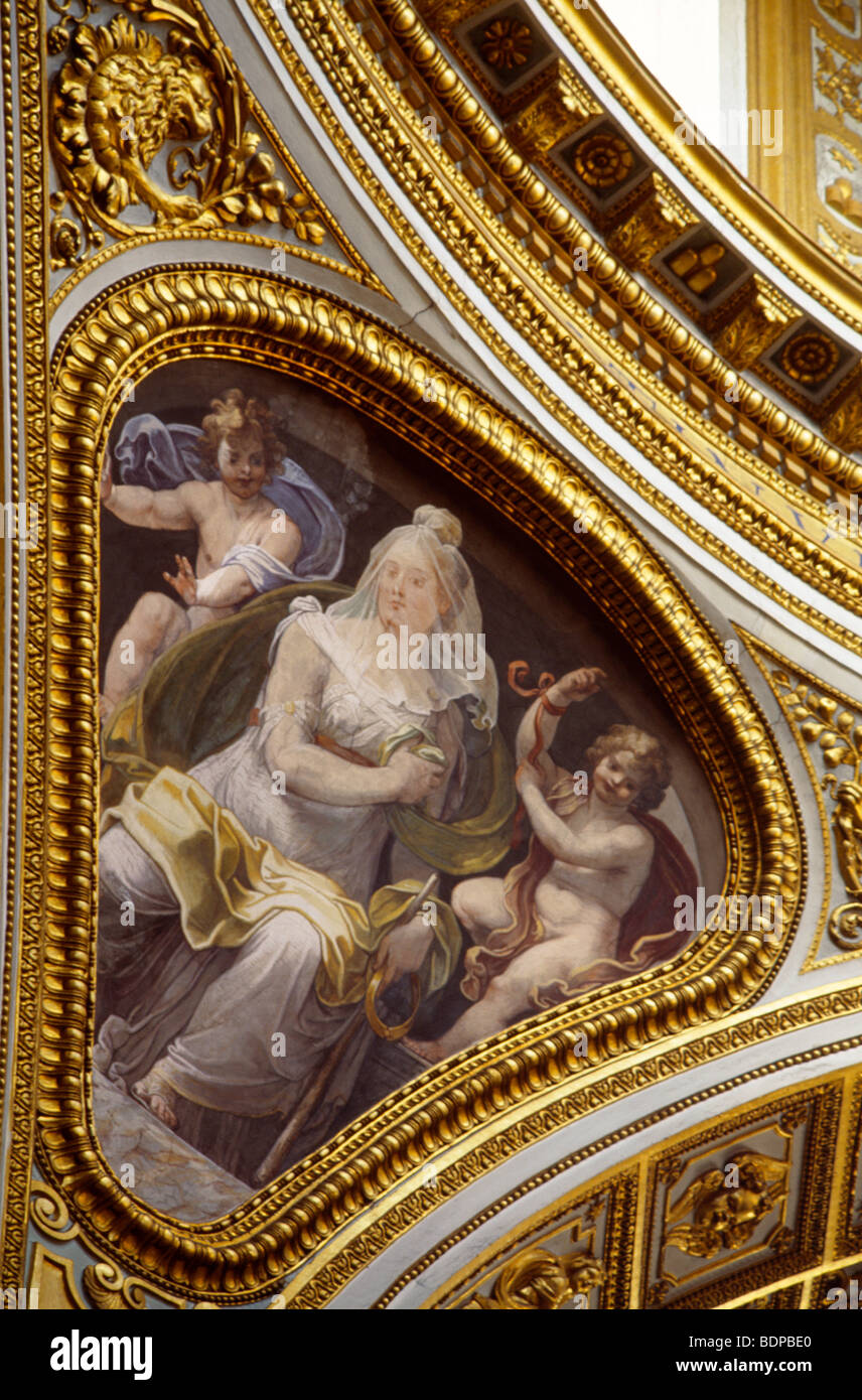 Roma Italia Santa Maria Maggiore Cappella Sistina dipinto di Tamar Pares Zara sulla Cupola Foto Stock