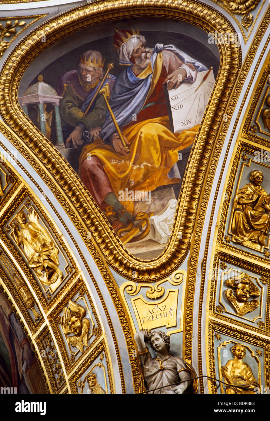 Roma Italia Santa Maria Maggiore Cappella Sistina dipinto di Ezechiele sulla Cupola Foto Stock