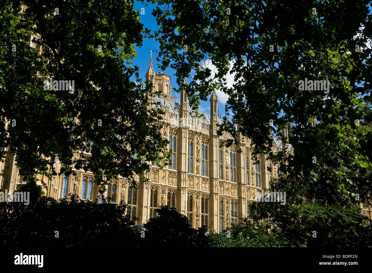 La facciata della Casa dei Lord a Londra. Foto Stock