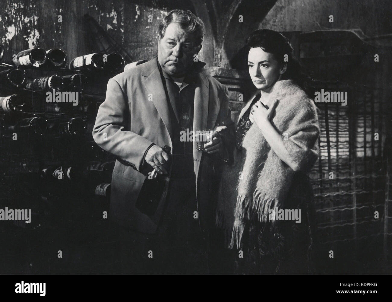 Nazioni Unite lo strinare en hiver Anno: 1962 Regia: Henri Verneuil Suzanne Flon, Jean Gabin Foto Stock