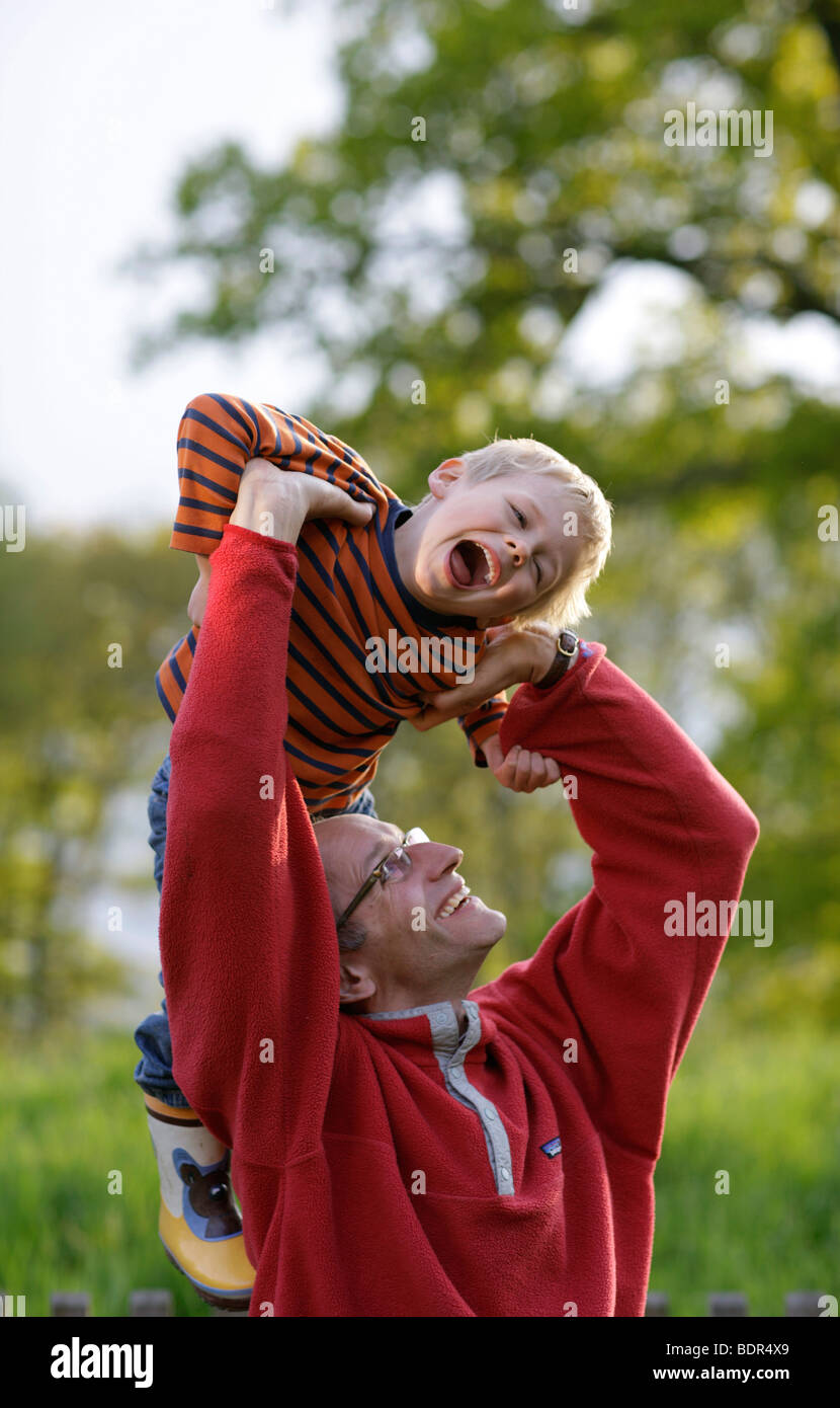 Padre e figlio Foto Stock