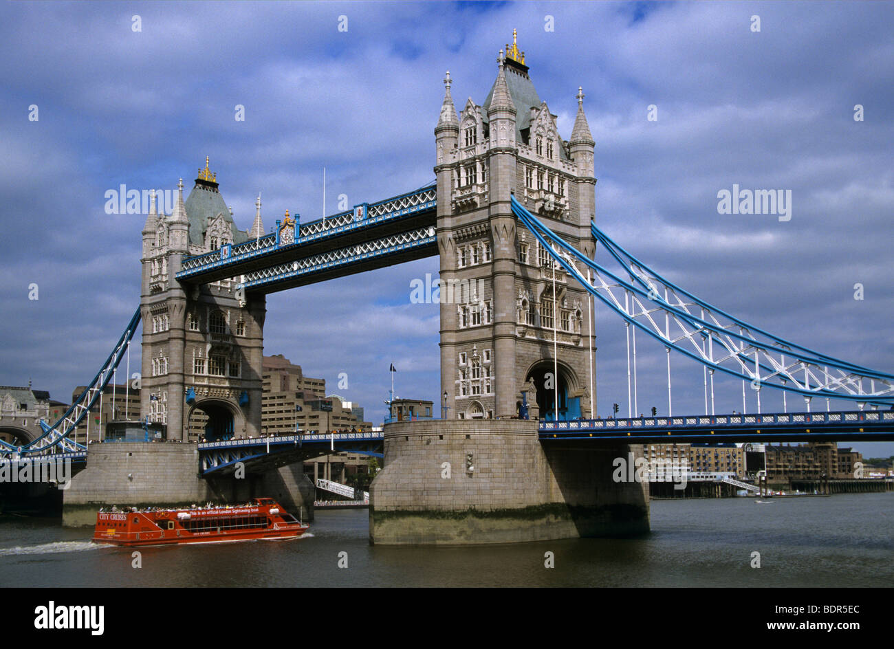 Gran Bretagna, Londra, il Tower Bridge Foto Stock