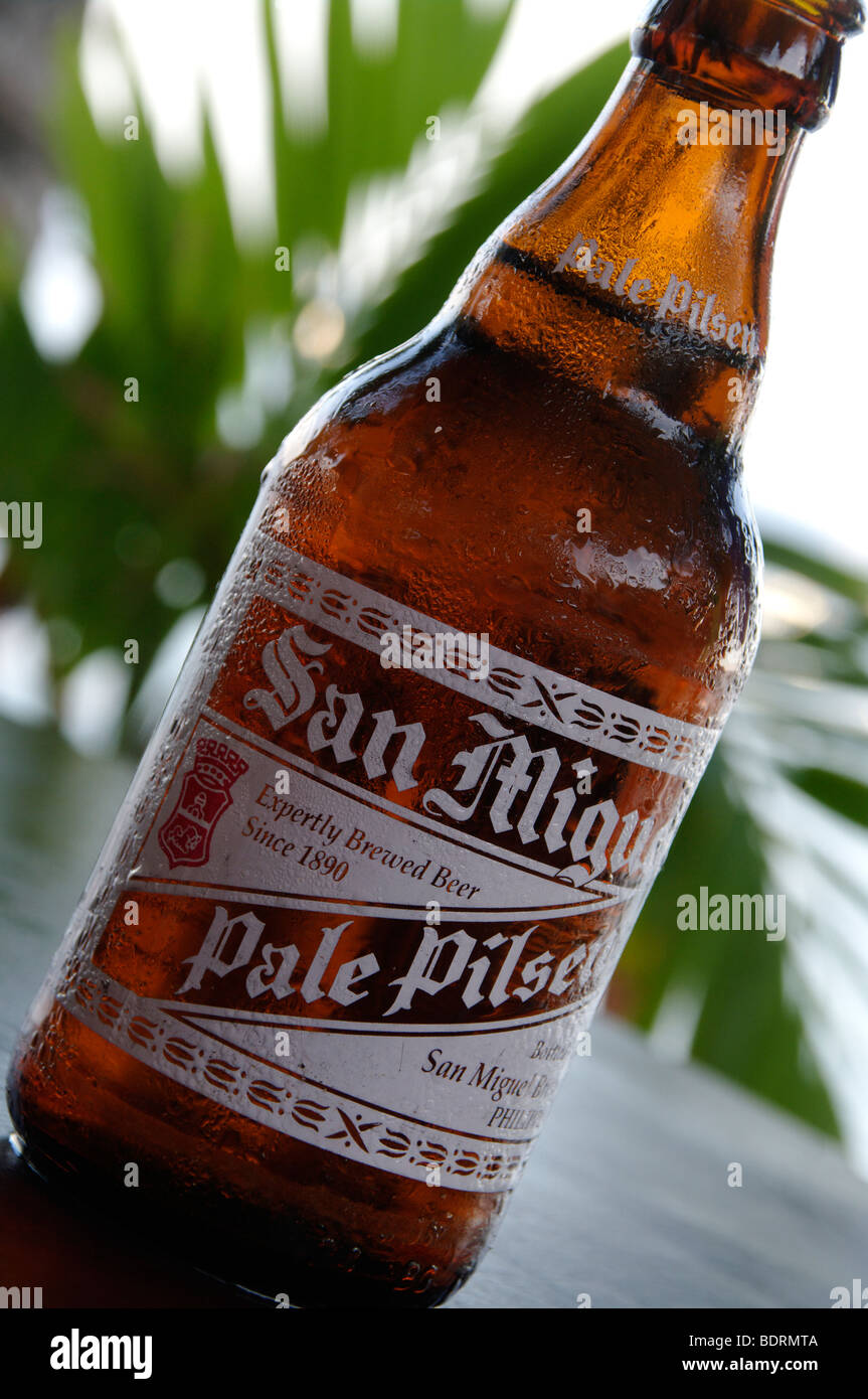 Birra San Miguel, Alona Beach, Panglao Island, Bohol, Visayas, Filippine Foto Stock