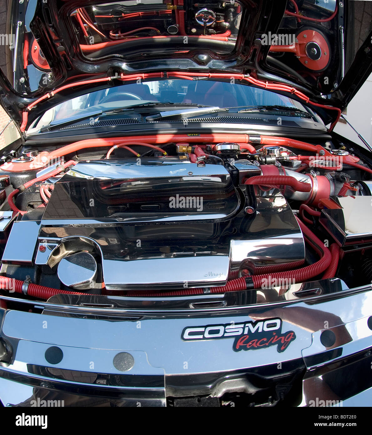 Cosmo racing, il vano motore di una Ford Mondeo Foto Stock