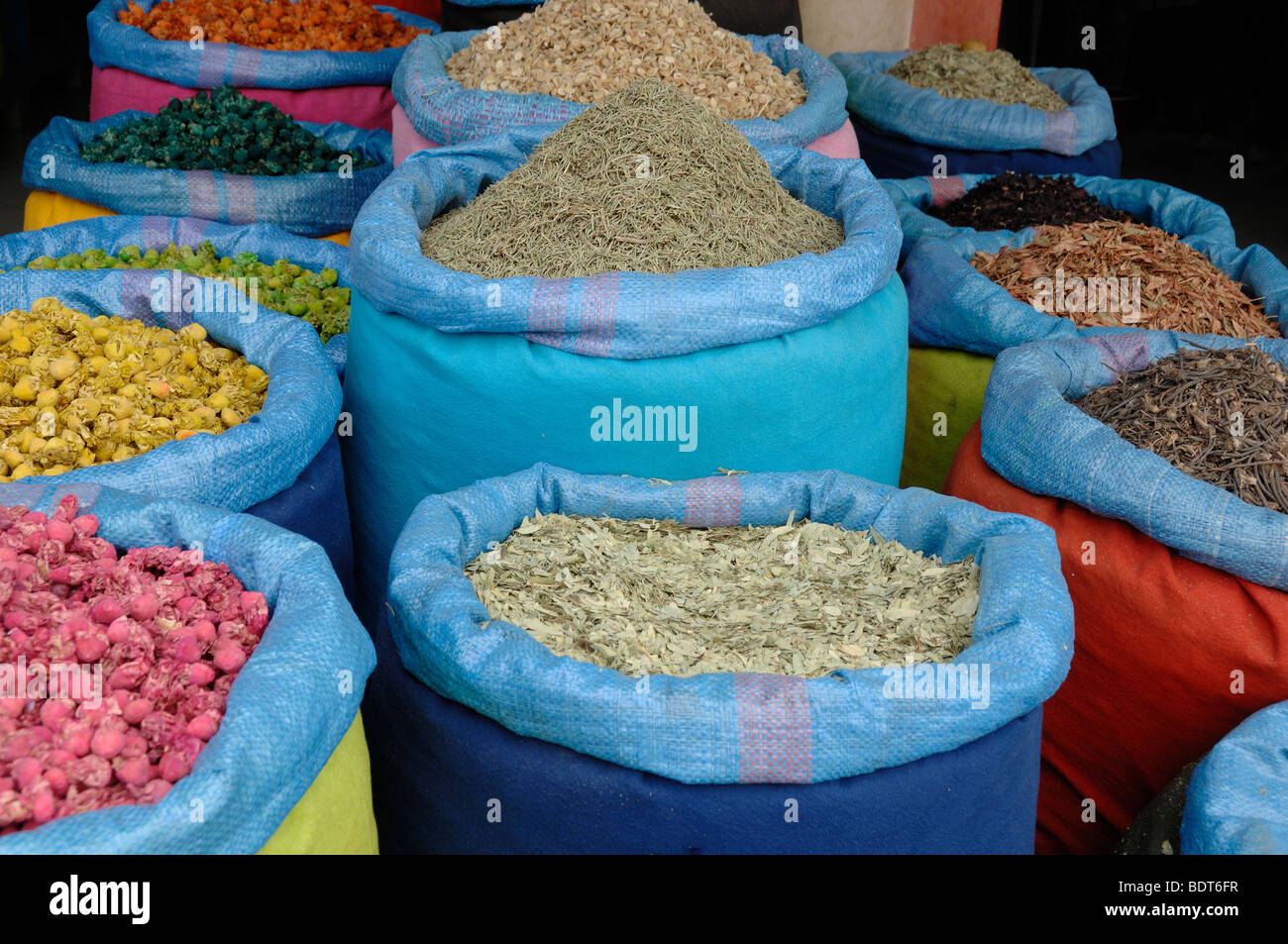 Herbalist marrakesh immagini e fotografie stock ad alta risoluzione - Alamy