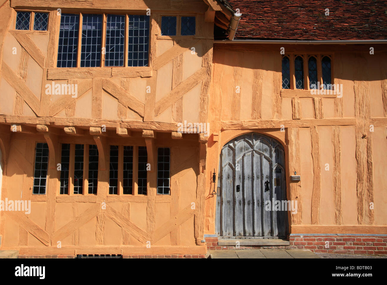 Colorfull metà telaio di legno Cottage Lavenham città della contea di Suffolk in Inghilterra La Gran Bretagna Foto Stock