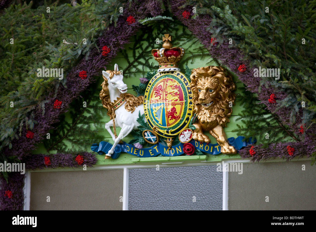 HRH Royal Lodge cresta al Braemar Highland Gathering and Games presso la principessa Royal & Duke of Fife Memorial Park, Braemar, Aberdeenshire, regno unito Foto Stock