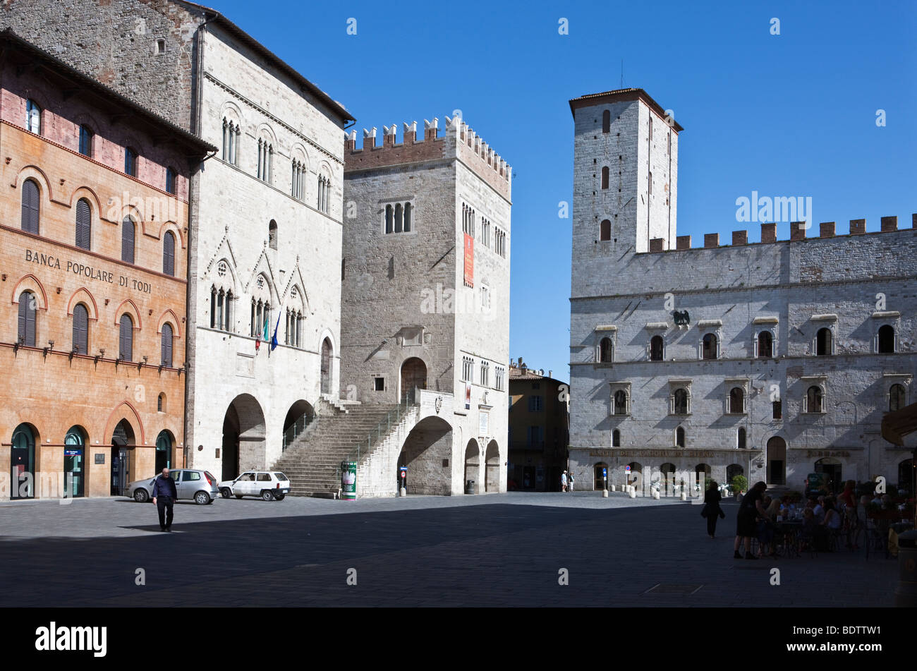 L'Italia,Umbria,Todi,l'del Popolo e i palazzi comunali Foto Stock