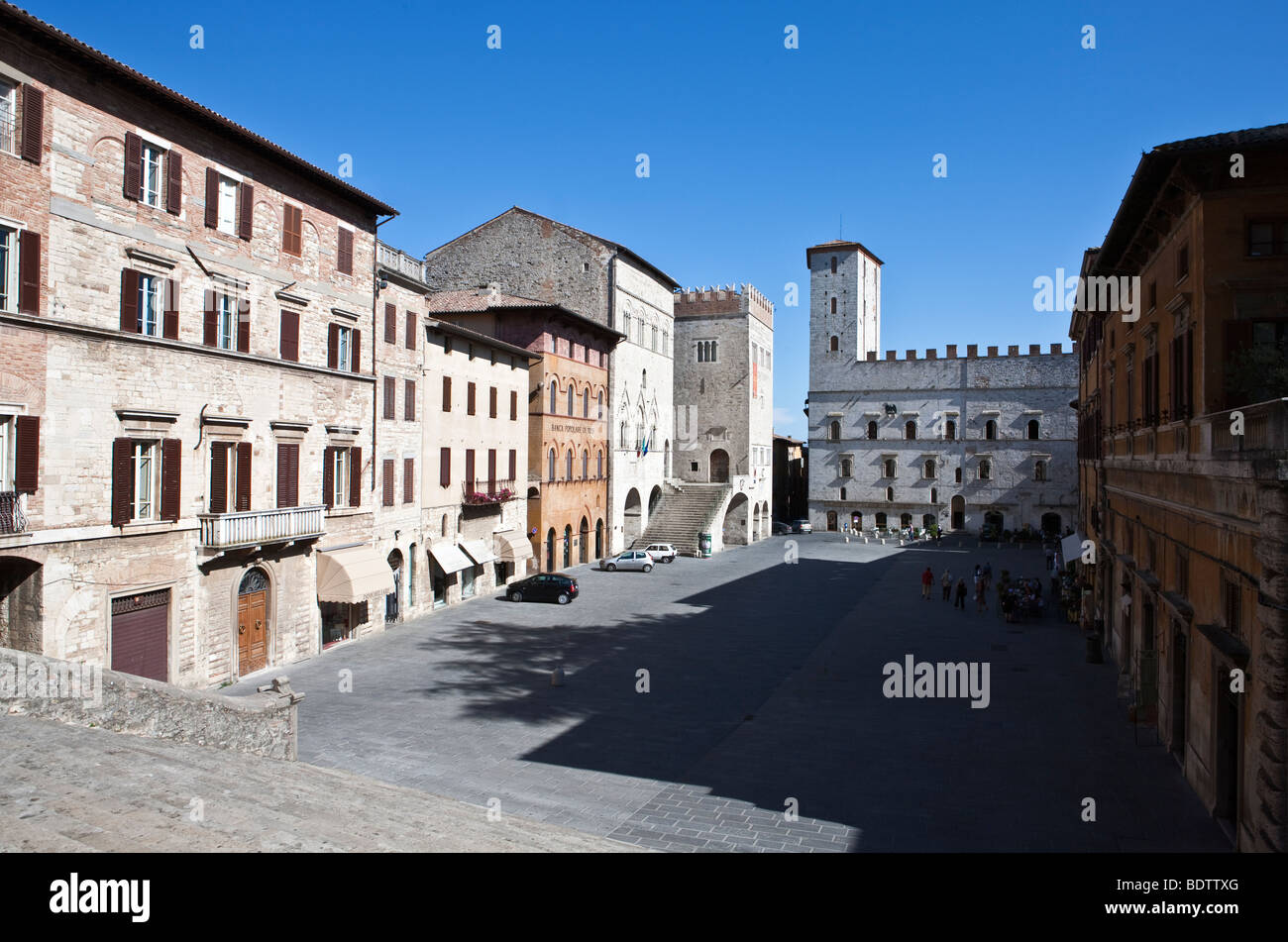L'Italia,Umbria,Todi,l'del Popolo e i palazzi comunali Foto Stock