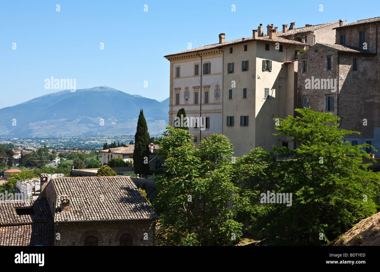 L'Italia,Umbria,Spoleto,scorcio del vecchio centro della città Foto Stock