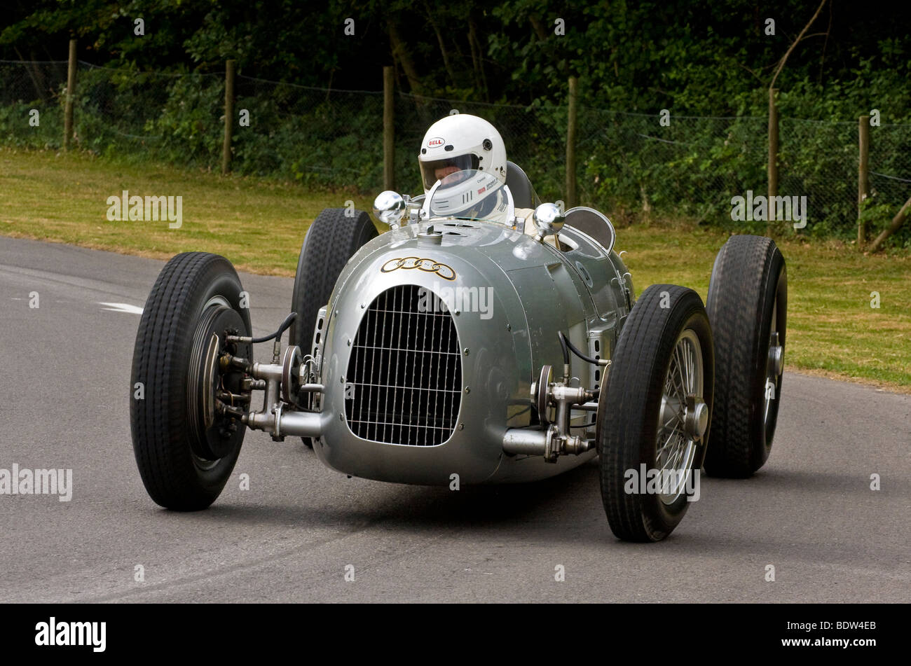 1934 tipo Auto Union tipo A con autista Philippe Casse a Goodwood Festival della velocità, Sussex, Regno Unito. Foto Stock