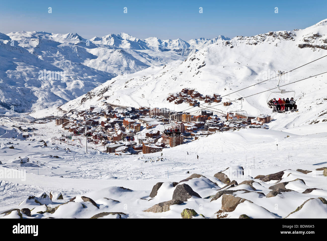 Val Thorens ski resort (2300m) nelle tre valli, Les Trois Vallees, Savoie, sulle Alpi francesi, Francia Foto Stock