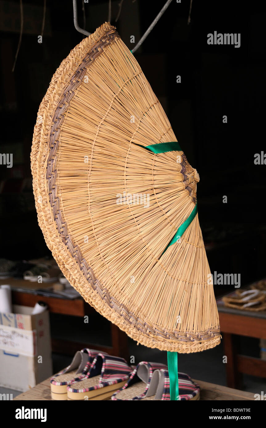 Tradizionale Giapponese del riso cappello di paglia, Ohara vicino a Kyoto,  Giappone, Asia Foto stock - Alamy