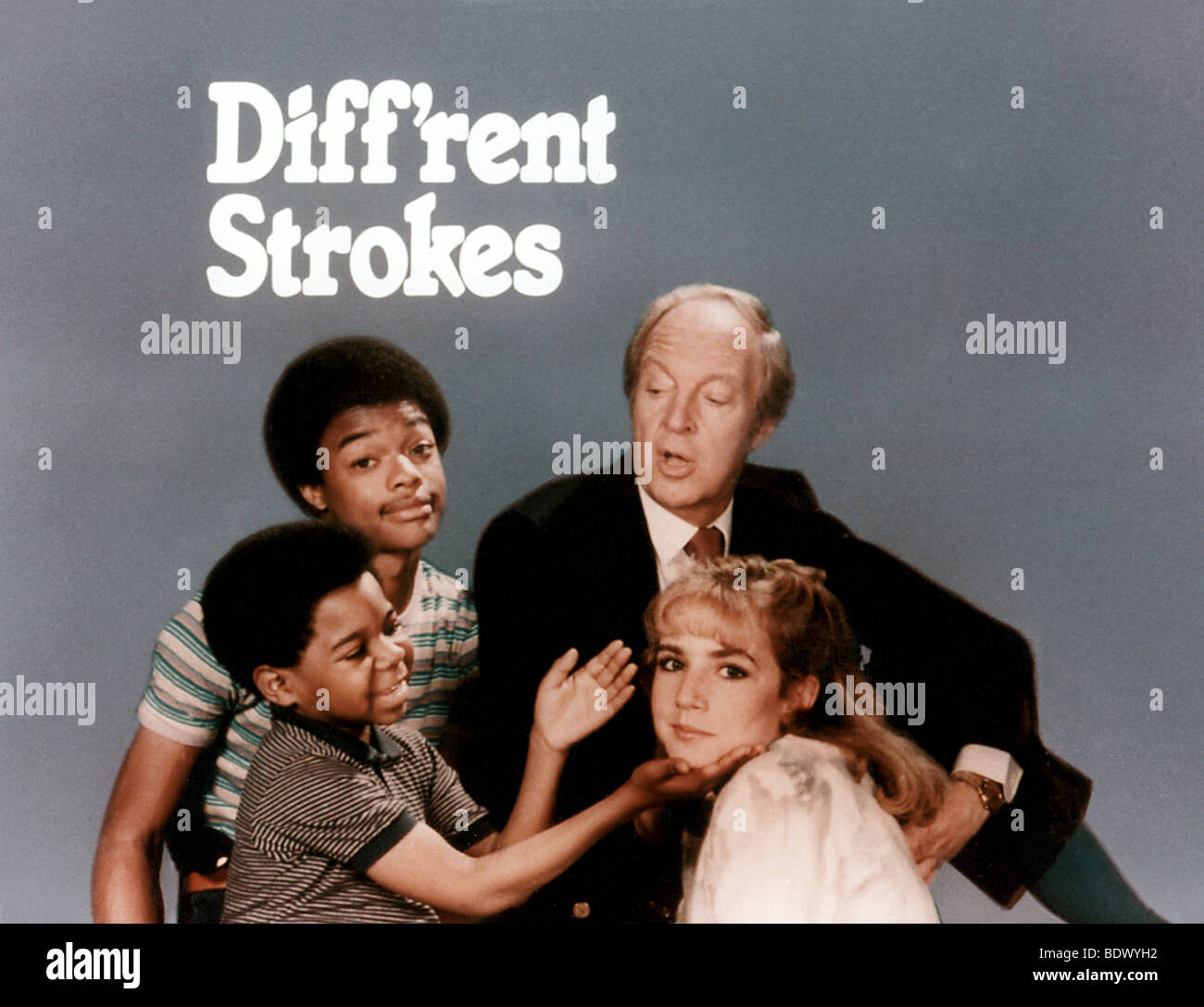 DIFF'RENT STROKES - US serie TV con da sinistra: Gary Coleman, Todd ponti, Conrad Bain e Dana Plato Foto Stock