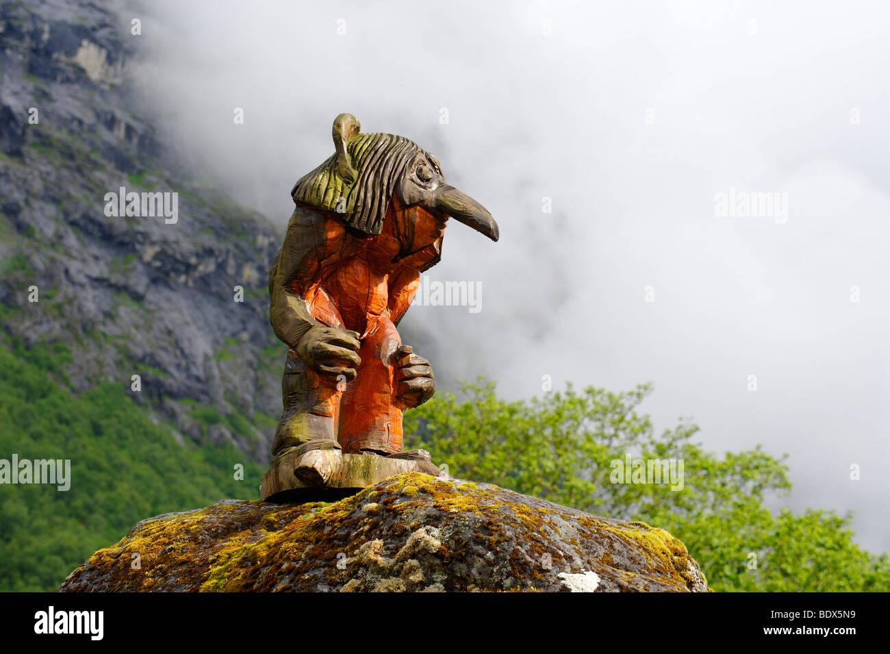 Troll di montagna alla roadhouse Trollstiegen, Norvegia, Europa Foto Stock