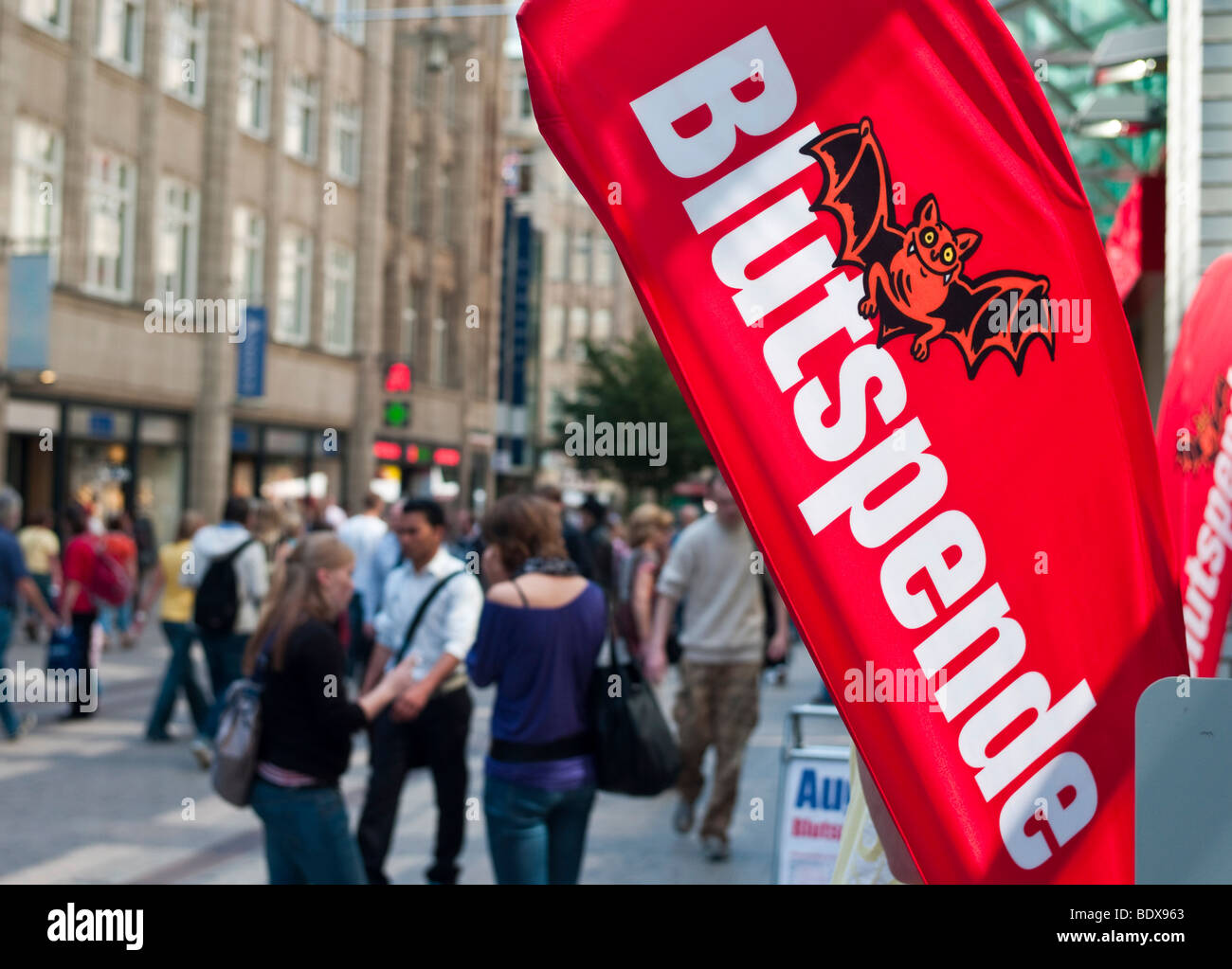Poster pubblicitario per una donazione di sangue, servizio ad Amburgo in Germania, Europa Foto Stock