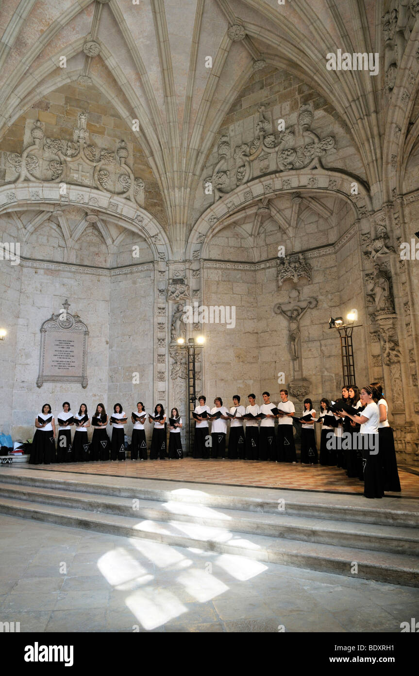 Coro nel monastero di Hieronymites, Mosteiro dos Jeronimos, Sito Patrimonio Mondiale dell'UNESCO, stile manuelino, Portoghese tardo-Gothi Foto Stock