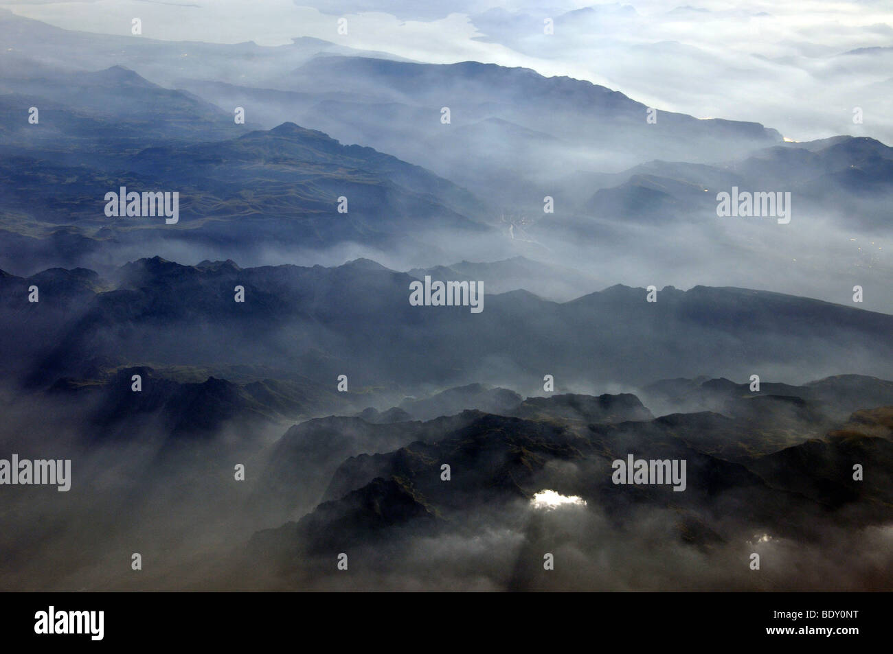 Vista aerea delle Alpi italiane da aeromobili, Italia Foto Stock