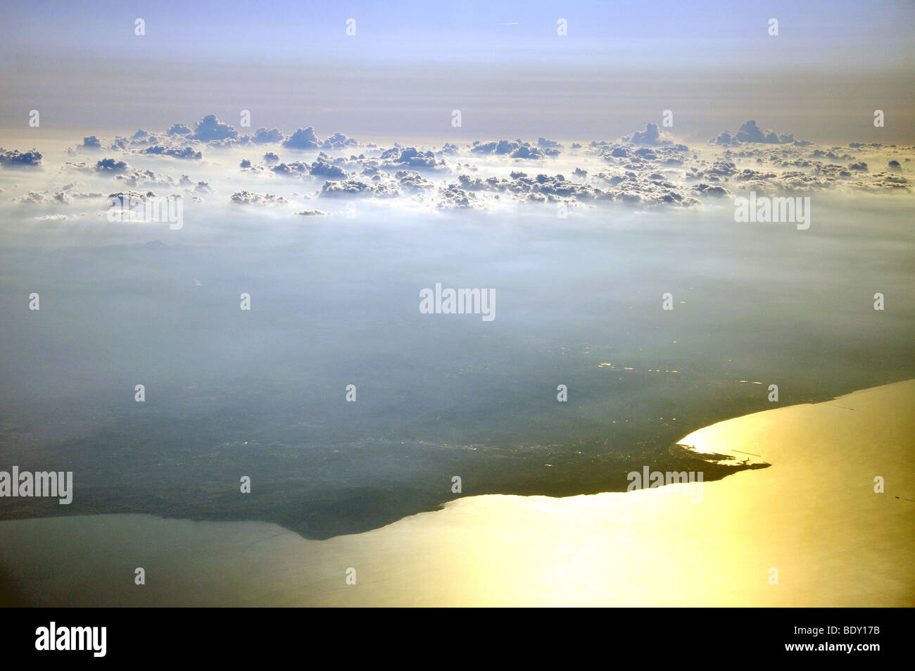 Vista aerea dell'italiano Costa Orientale da aeromobili, Italia Foto Stock