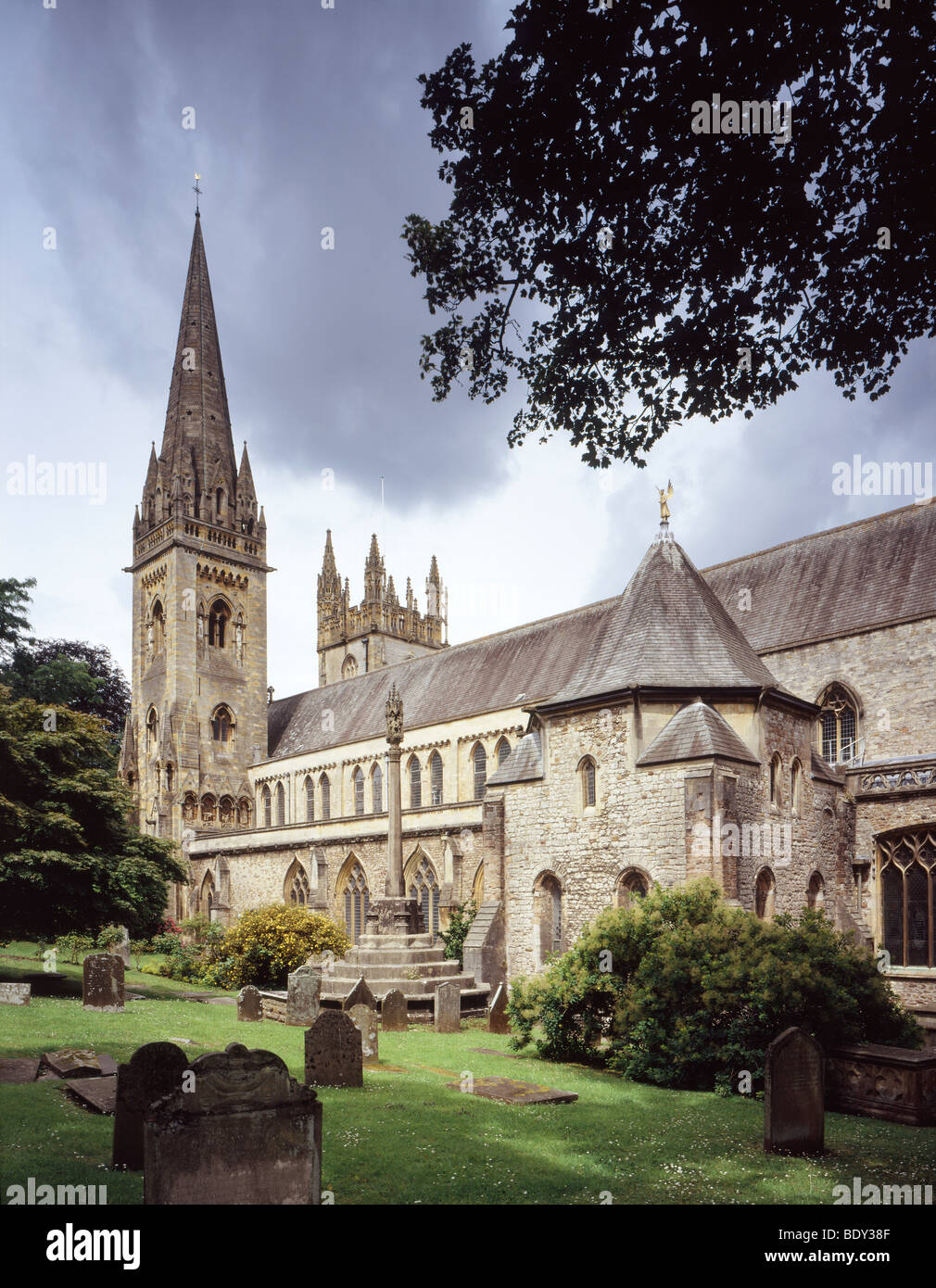 Cattedrale di Llandaff Cardiff Galles del Sud Foto Stock