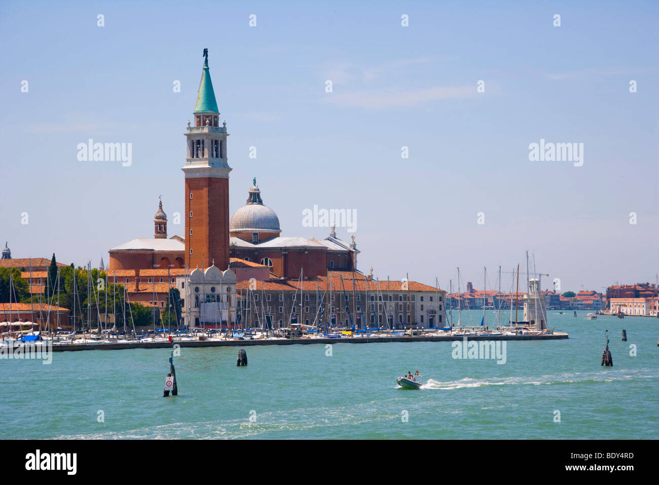 Veduta della chiesa di San Giorgio Maggiore dal Canale di San Marco, Venezia, Italia e Europa Foto Stock