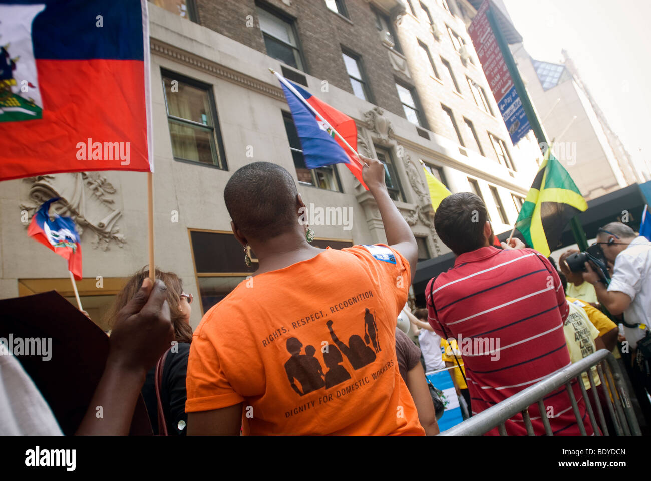I membri dei lavoratori domestici Regno e i sostenitori di rally in New York per passare i lavoratori domestici Bill dei diritti. Foto Stock