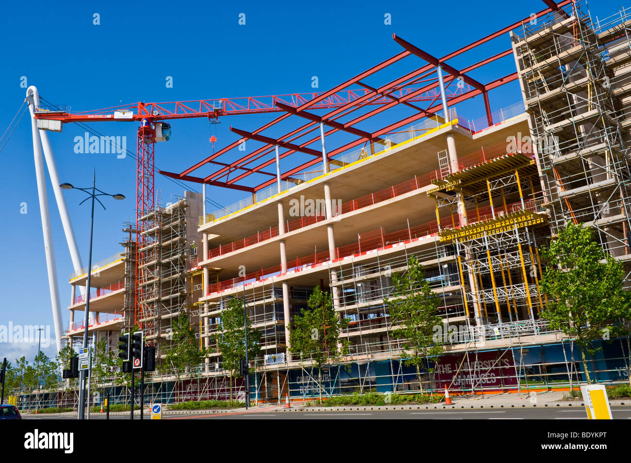 Nuovo campus universitario in costruzione nel centro della città di Newport South Wales UK Foto Stock