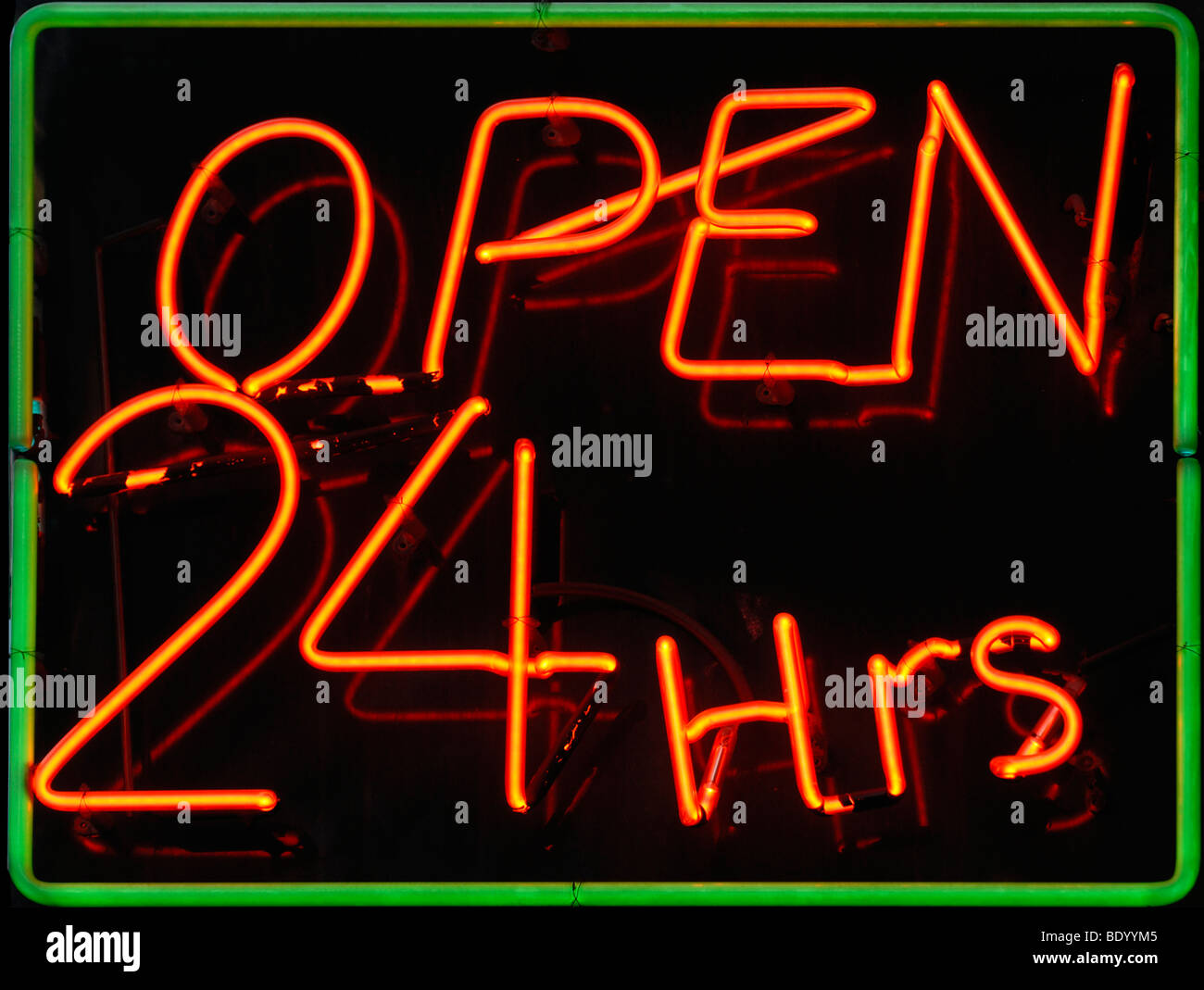 Aperto 24 ore negozi insegna al neon illuminato Foto Stock
