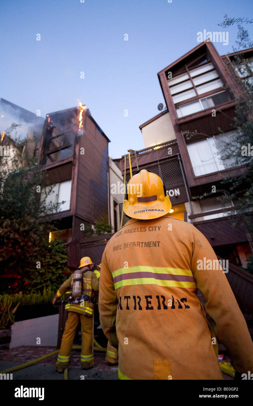 Appartamento Fire in Brentwood, Los Angeles, California, Stati Uniti d'America Foto Stock