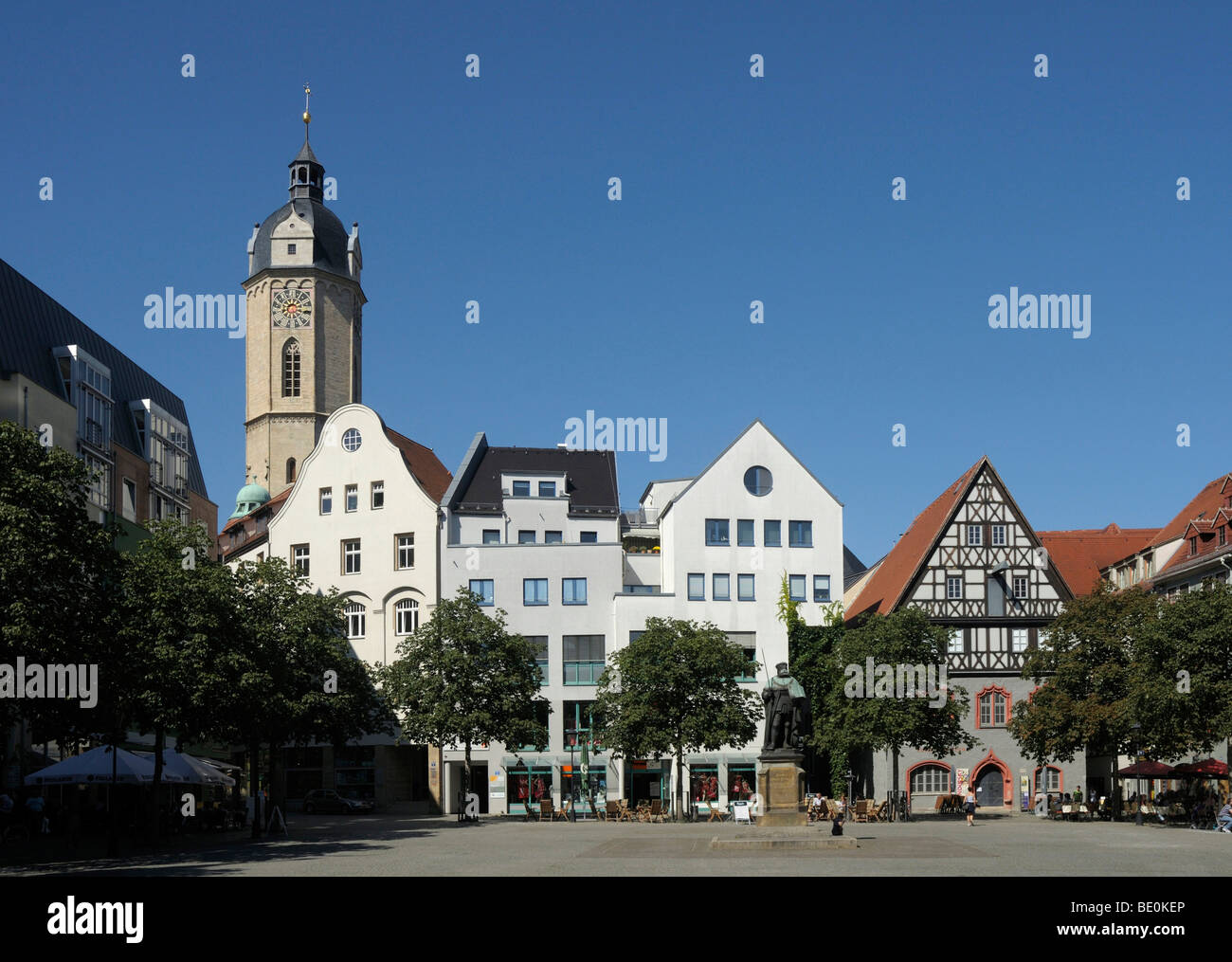 La piazza del mercato e la città chiesa Sankt Michael, Jena, Turingia, Germania, Europa Foto Stock