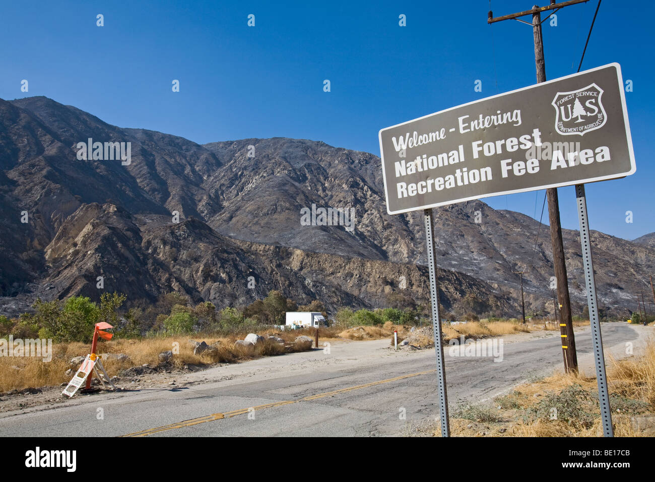 Devastazione dalla stazione antincendio, 5 settembre 2009. Big Tujunga Canyon Road, Los Angeles, California , Stati Uniti Foto Stock