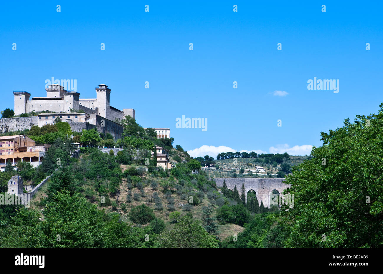 L'Italia,Umbria,Spoleto,vista della Rocca Albornoziana Foto Stock