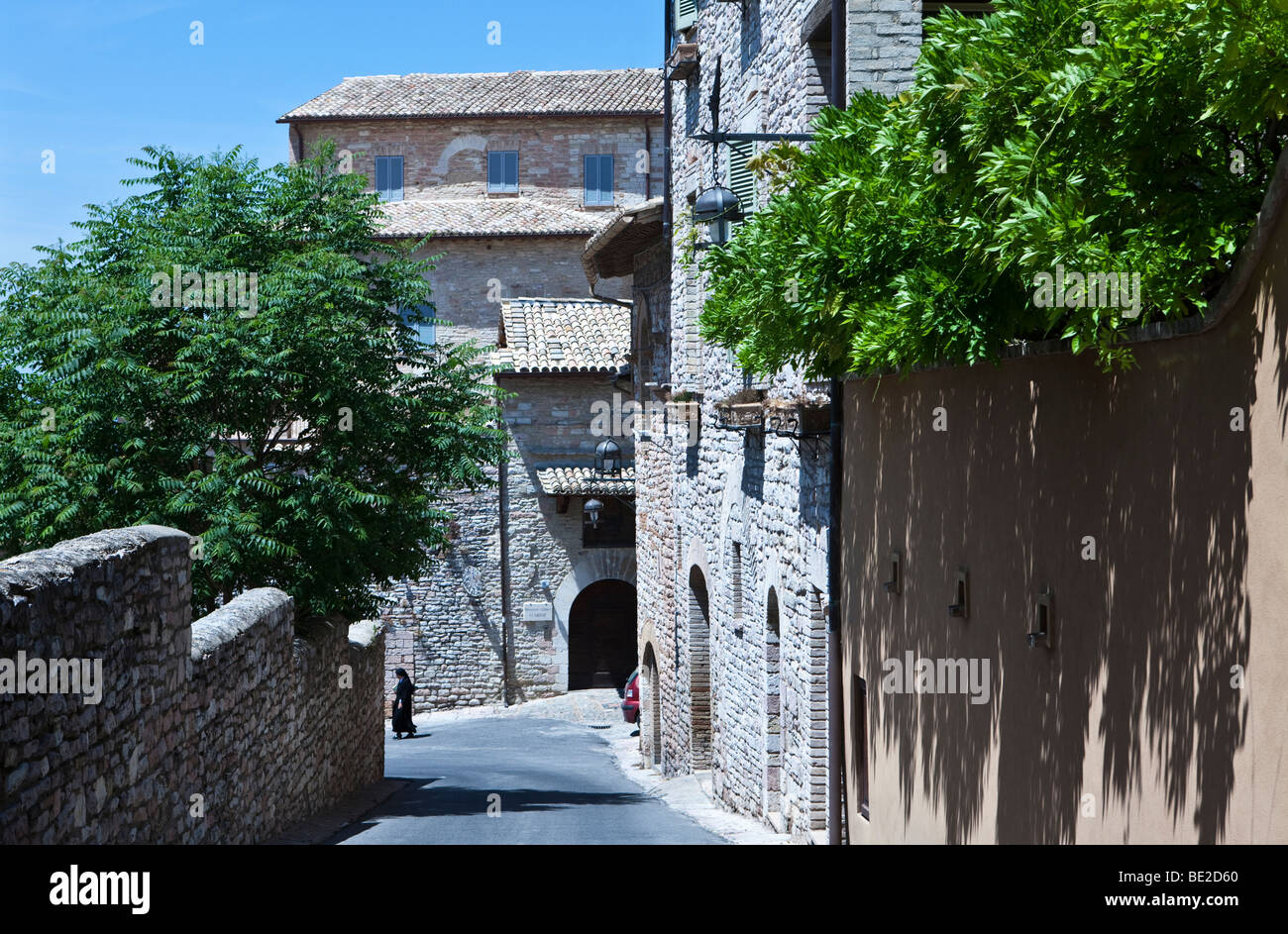 L'Italia,Umbria,Assisi,scorcio del vecchio centro paese Foto Stock