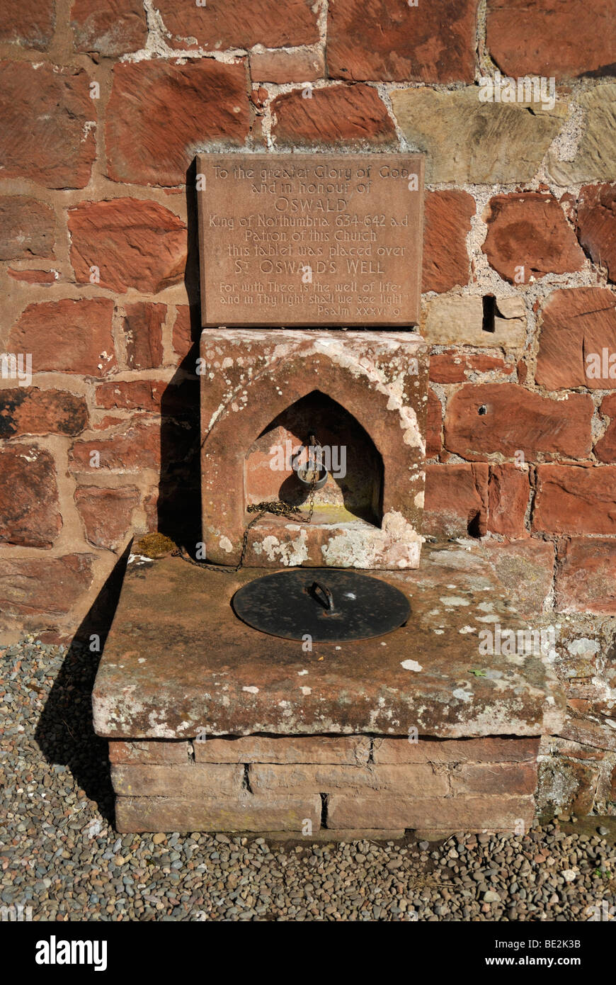 Saint Oswald è bene. Chiesa di Saint Oswald. Kirkoswald, Cumbria, England, Regno Unito, Europa. Foto Stock