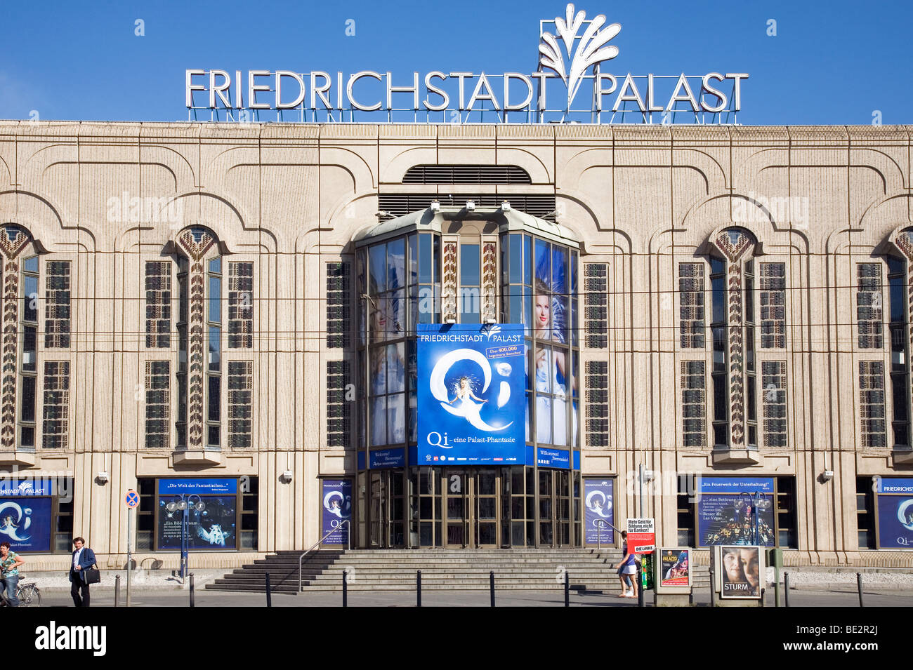 Friedrichstadt Palast di Berlino, Germania Foto Stock