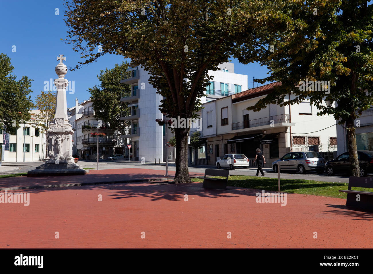 Memoriale per le vittime della Prima Guerra Mondiale (la Grande Guerra) in 9 de Abril Square, Vila Nova de Famalicão city, Portogallo. Foto Stock