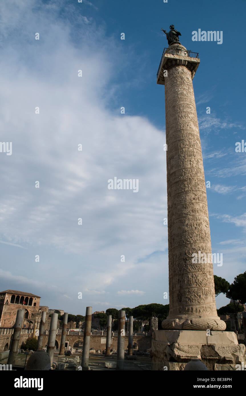 Colonna di Traiano e Foro di Traiano Foto Stock