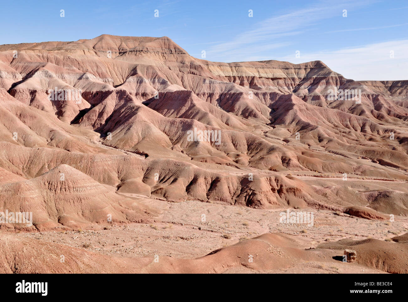 Guardando le colline del Deserto Dipinto nella Tuba City, Highway 160, Arizona, Stati Uniti d'America Foto Stock