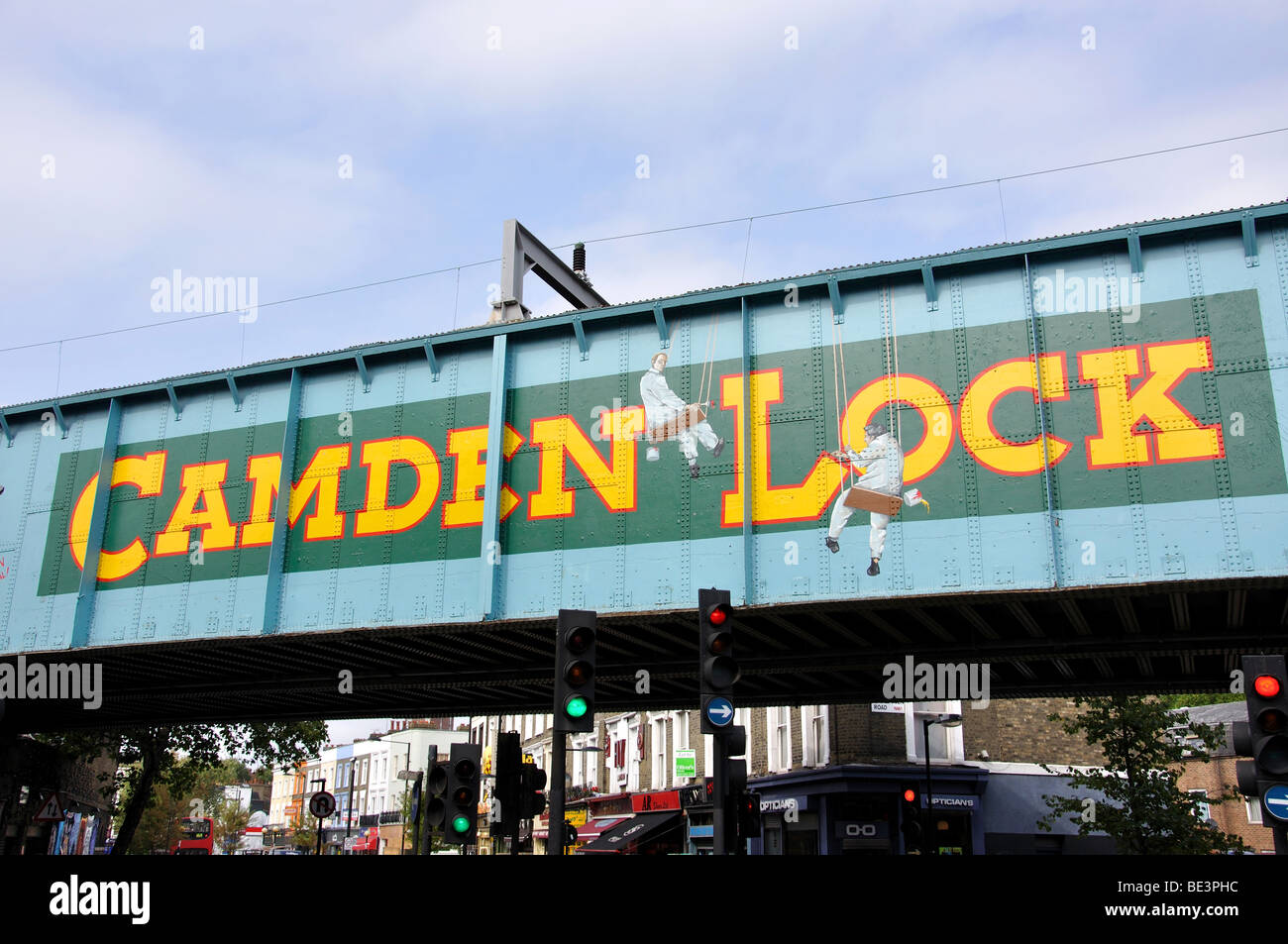 Camden Lock segno, Camden High Street, Camden Town London Borough of Camden, London, England, Regno Unito Foto Stock