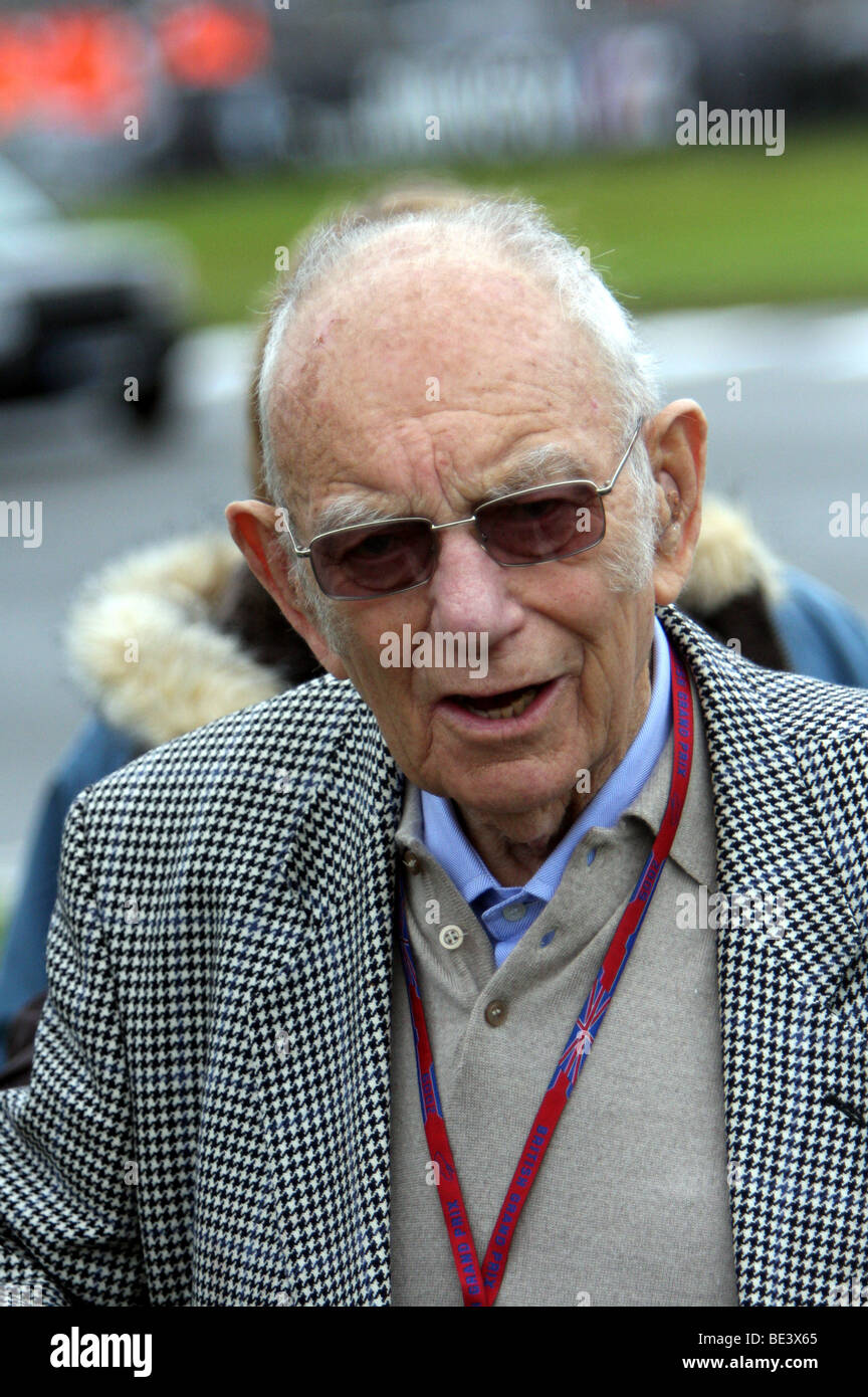 Tom wheatcroft proprietario di Donington Park al suo circuito di gara in corrispondenza di un evento motoristico in 2009 Foto Stock