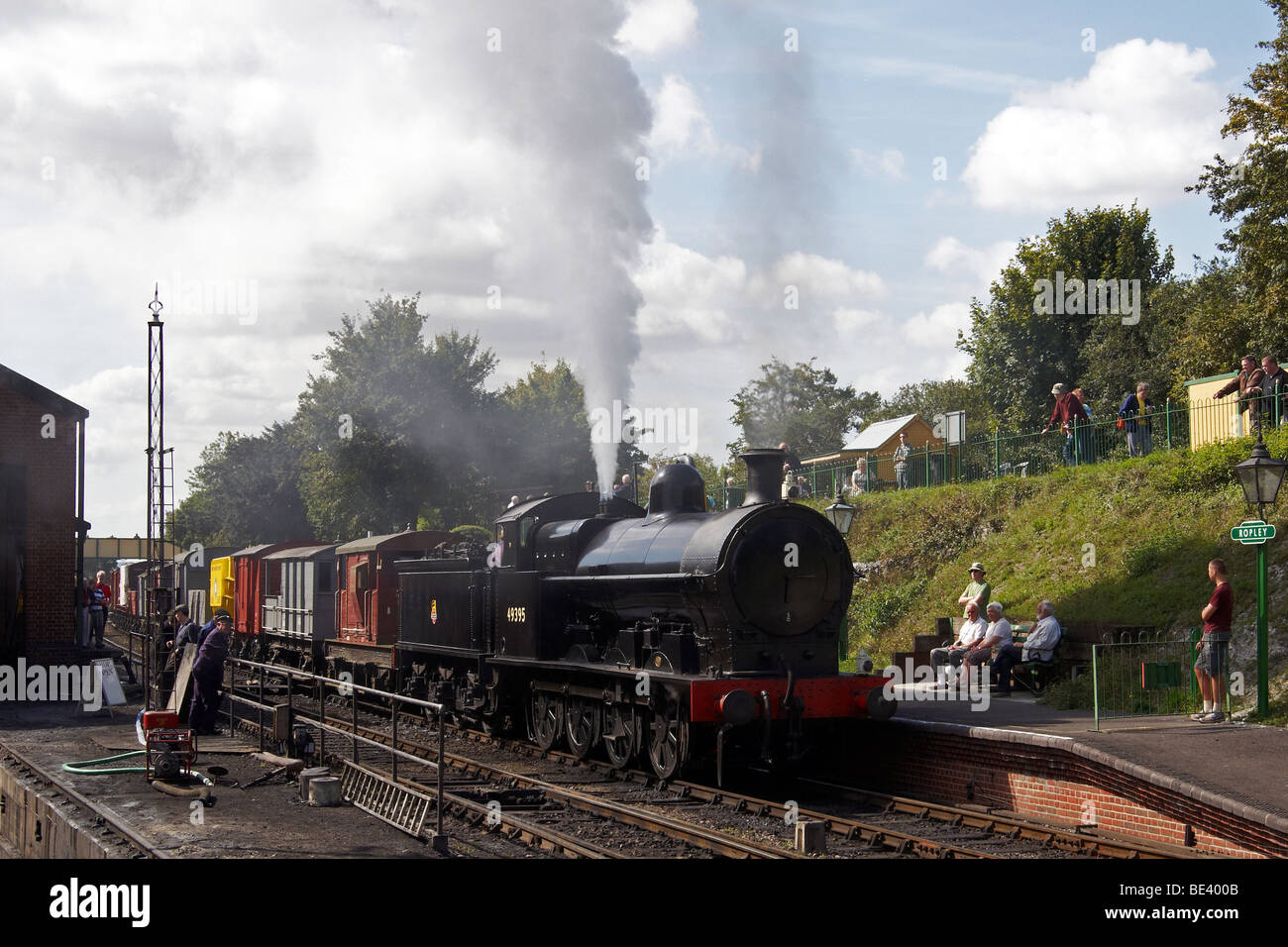 Treni a vapore sul Mid-Hants ferrovia in Hampshire, Inghilterra. presi in autunno di gala in settembre 2009 Foto Stock