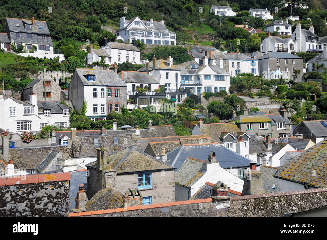 Una varietà di alloggi a Polperro village, Cornwall, Regno Unito Foto Stock